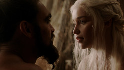 extant_GameOfThrones_1x07-YouWinOrYouDie_2854