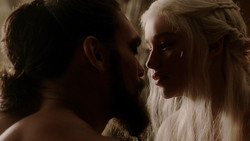 extant_GameOfThrones_1x07-YouWinOrYouDie_2856
