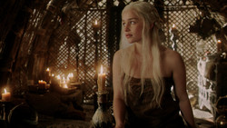 extant_GameOfThrones_1x07-YouWinOrYouDie_2868