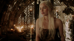 extant_GameOfThrones_1x07-YouWinOrYouDie_2873