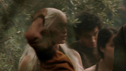 extant_GameOfThrones_1x07-YouWinOrYouDie_2894