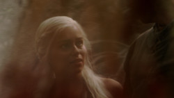 extant_GameOfThrones_1x07-YouWinOrYouDie_2917