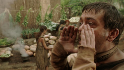 extant_GameOfThrones_1x07-YouWinOrYouDie_3054