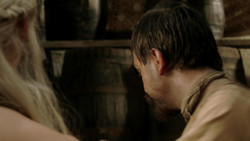 extant_GameOfThrones_1x07-YouWinOrYouDie_3223
