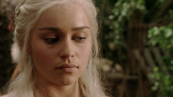 extant_GameOfThrones_1x07-YouWinOrYouDie_3259