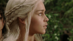 extant_GameOfThrones_1x07-YouWinOrYouDie_3287