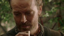 extant_GameOfThrones_1x07-YouWinOrYouDie_3294