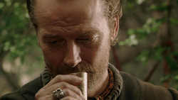 extant_GameOfThrones_1x07-YouWinOrYouDie_3295