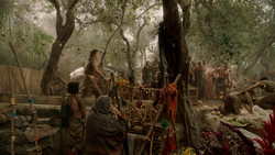 extant_GameOfThrones_1x07-YouWinOrYouDie_3374