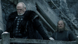 extant_GameOfThrones_1x07-YouWinOrYouDie_3551