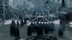extant_GameOfThrones_1x07-YouWinOrYouDie_3567