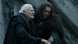 extant_GameOfThrones_1x07-YouWinOrYouDie_3882