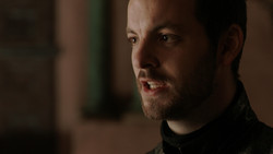 extant_GameOfThrones_1x07-YouWinOrYouDie_4340