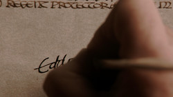 extant_GameOfThrones_1x07-YouWinOrYouDie_4439