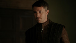 extant_GameOfThrones_1x07-YouWinOrYouDie_4559