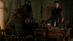 extant_GameOfThrones_1x07-YouWinOrYouDie_4685