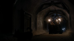 extant_GameOfThrones_1x07-YouWinOrYouDie_4828