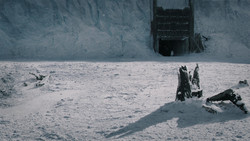 extant_GameOfThrones_1x07-YouWinOrYouDie_4848