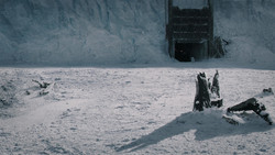 extant_GameOfThrones_1x07-YouWinOrYouDie_4849