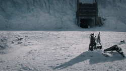 extant_GameOfThrones_1x07-YouWinOrYouDie_4850