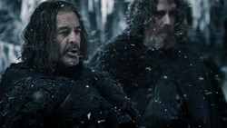 extant_GameOfThrones_1x07-YouWinOrYouDie_4980