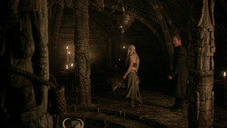 extant_GameOfThrones_1x07-YouWinOrYouDie_5058