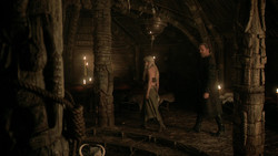 extant_GameOfThrones_1x07-YouWinOrYouDie_5059