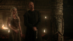 extant_GameOfThrones_1x07-YouWinOrYouDie_5149