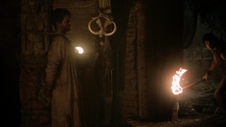 extant_GameOfThrones_1x07-YouWinOrYouDie_5167