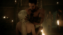 extant_GameOfThrones_1x07-YouWinOrYouDie_5226