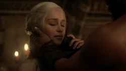 extant_GameOfThrones_1x07-YouWinOrYouDie_5230