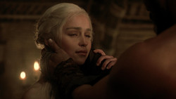 extant_GameOfThrones_1x07-YouWinOrYouDie_5231