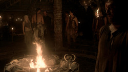extant_GameOfThrones_1x07-YouWinOrYouDie_5261