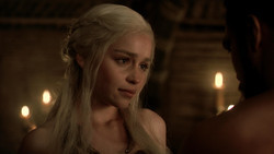 extant_GameOfThrones_1x07-YouWinOrYouDie_5285