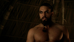 extant_GameOfThrones_1x07-YouWinOrYouDie_5329