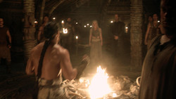 extant_GameOfThrones_1x07-YouWinOrYouDie_5373
