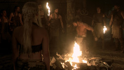 extant_GameOfThrones_1x07-YouWinOrYouDie_5433