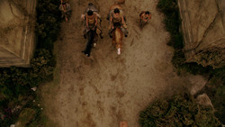 extant_GameOfThrones_1x07-YouWinOrYouDie_5492