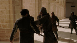 extant_GameOfThrones_1x07-YouWinOrYouDie_5497