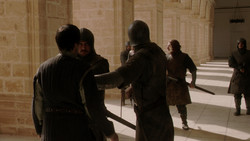 extant_GameOfThrones_1x07-YouWinOrYouDie_5499