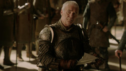 extant_GameOfThrones_1x07-YouWinOrYouDie_5797