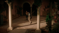 extant_GameOfThrones_1x08-ThePointyEnd_0006