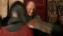 extant_GameOfThrones_1x08-ThePointyEnd_0056
