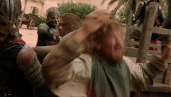 extant_GameOfThrones_1x08-ThePointyEnd_0062