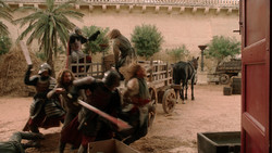 extant_GameOfThrones_1x08-ThePointyEnd_0064
