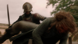 extant_GameOfThrones_1x08-ThePointyEnd_0066