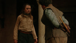 extant_GameOfThrones_1x08-ThePointyEnd_0194