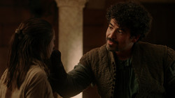extant_GameOfThrones_1x08-ThePointyEnd_0202