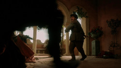 extant_GameOfThrones_1x08-ThePointyEnd_0346