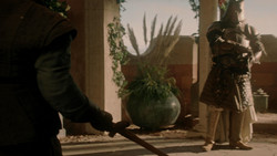 extant_GameOfThrones_1x08-ThePointyEnd_0361